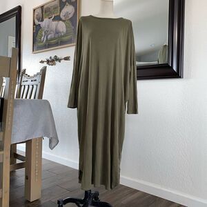 Audrey 3 + 1 - Womens - Size Large - olive green long sleeve dress.